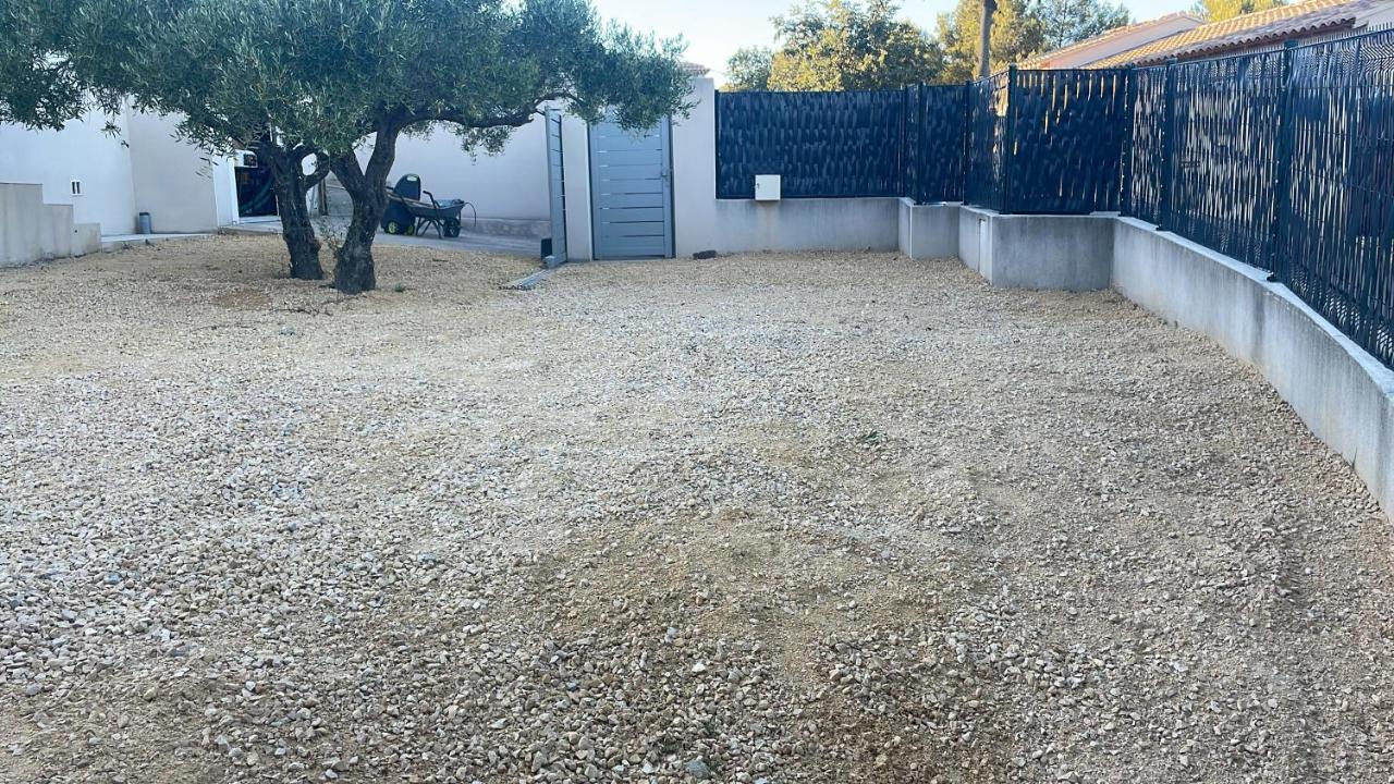 Clos Des Rompudes Aramon Eksteriør bilde